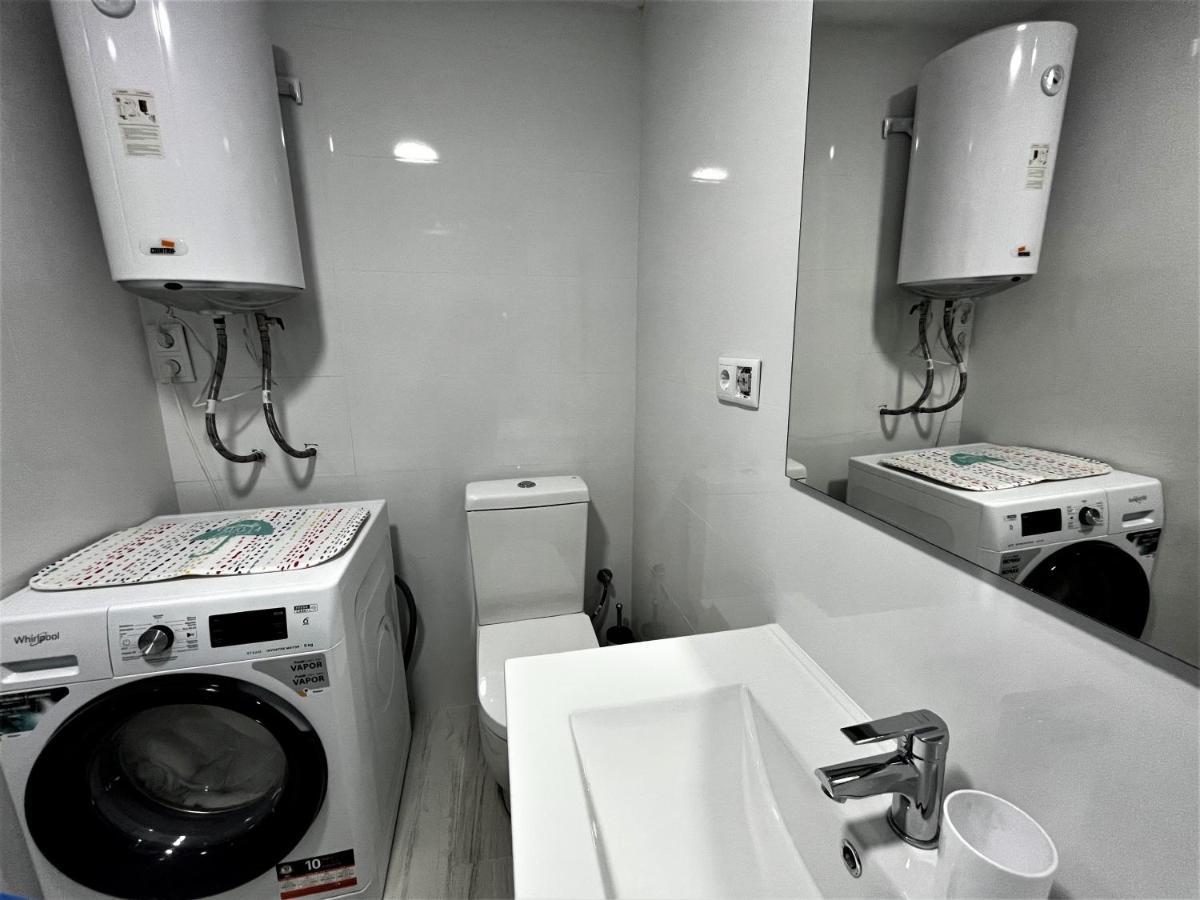 Ver853 - Estudio Con Terraza Vistas Al Mar, Piscina, Playa, Centro トレモリノス エクステリア 写真